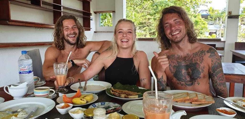 Lion Paradise Surf Beach Матара Экстерьер фото